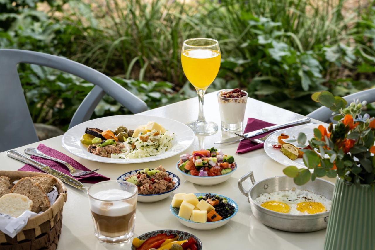 Travel Hotel Eilon Elon Екстериор снимка