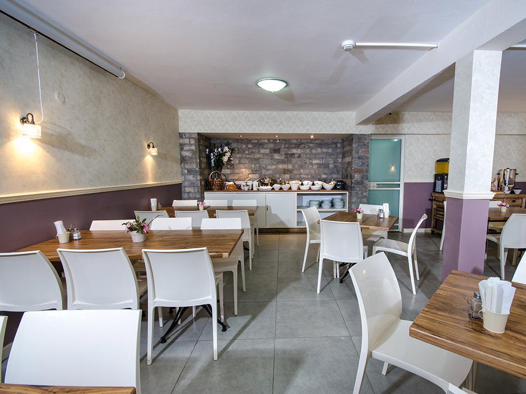 Travel Hotel Eilon Elon Екстериор снимка